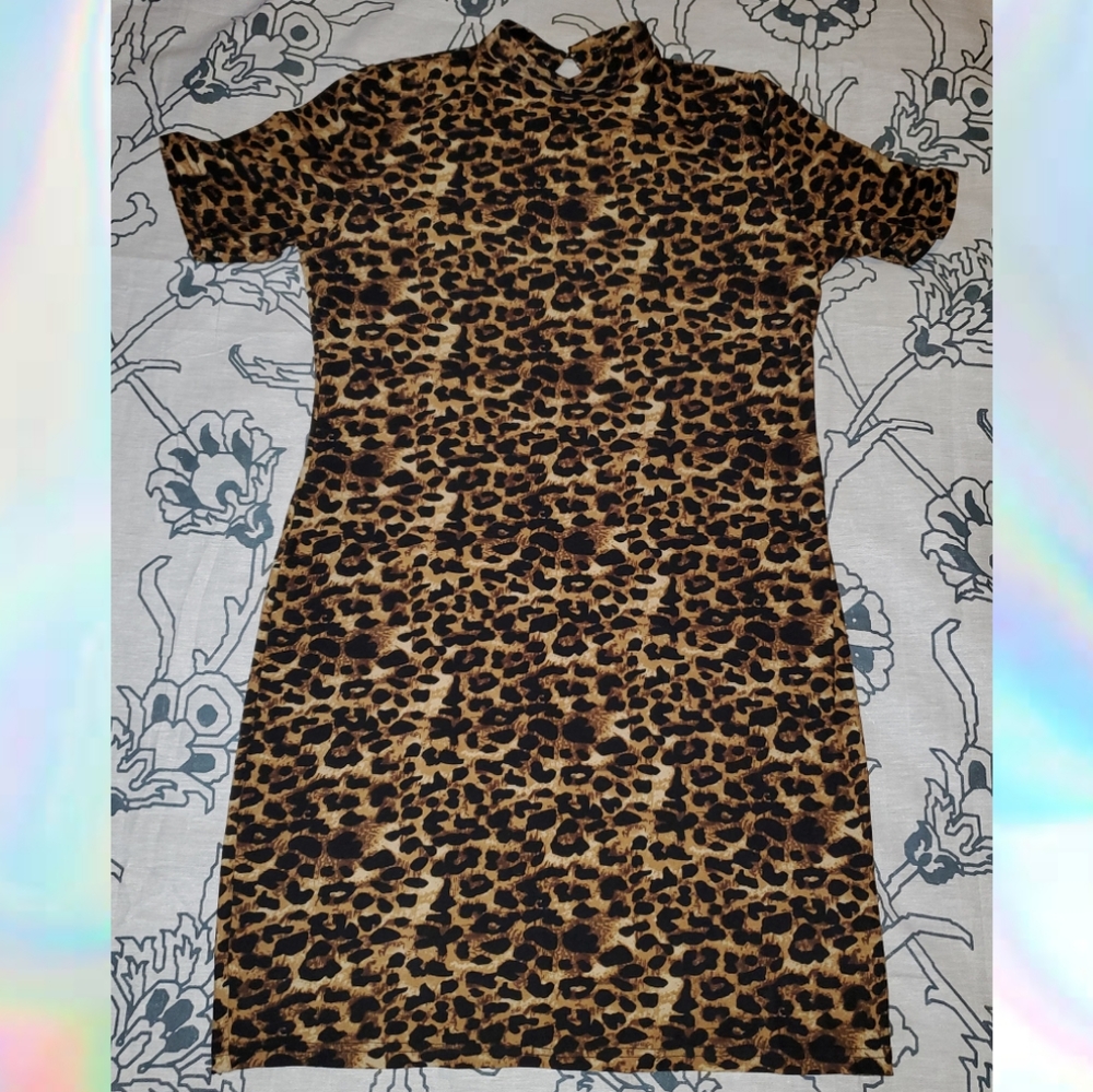 SOLD High Neck Printed Dress 🐆